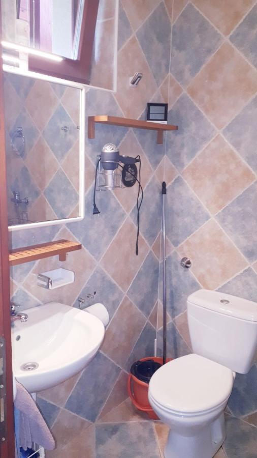 Kertvarosi Apartman Tiszaújváros Buitenkant foto