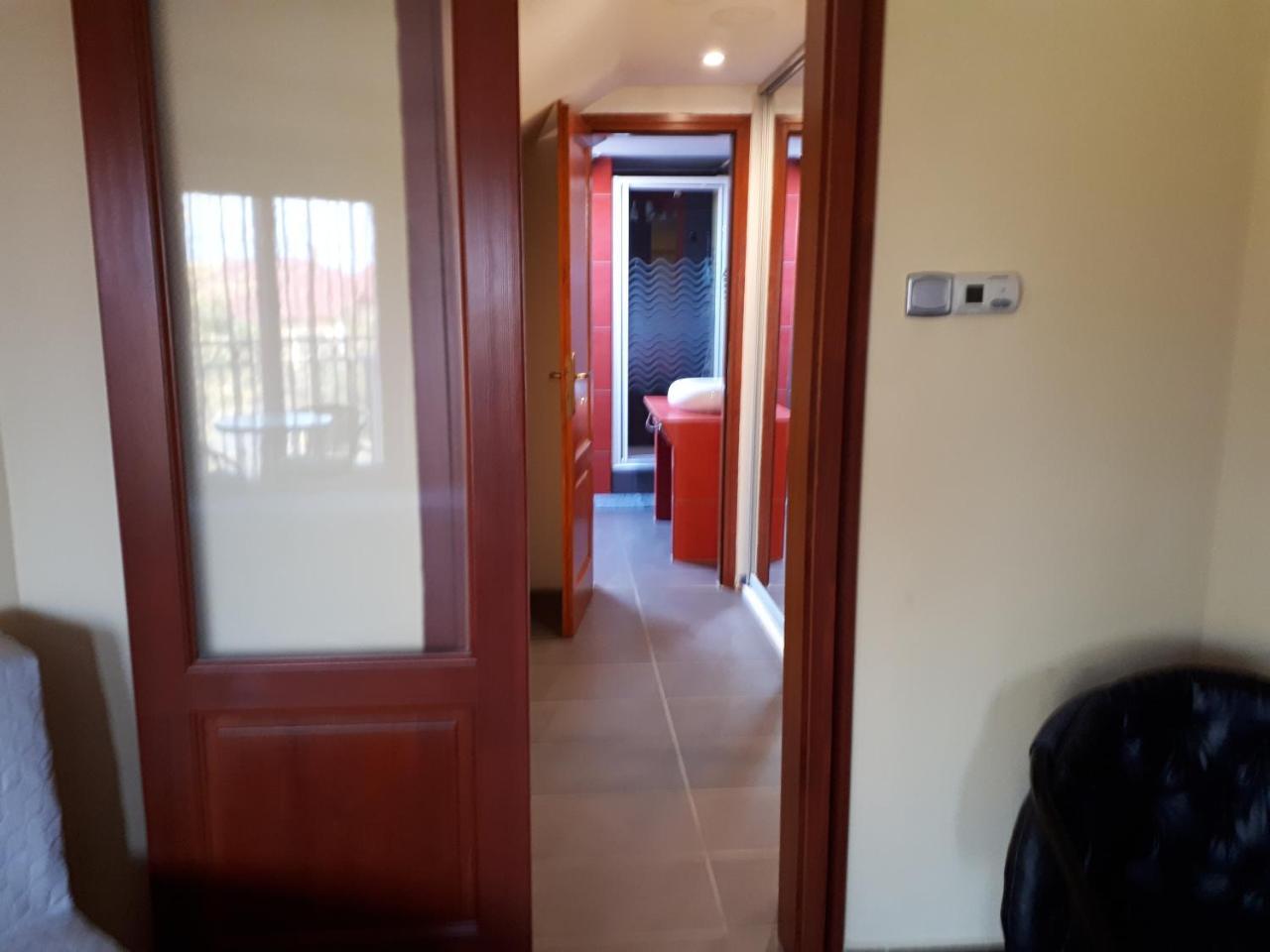 Kertvarosi Apartman Tiszaújváros Buitenkant foto